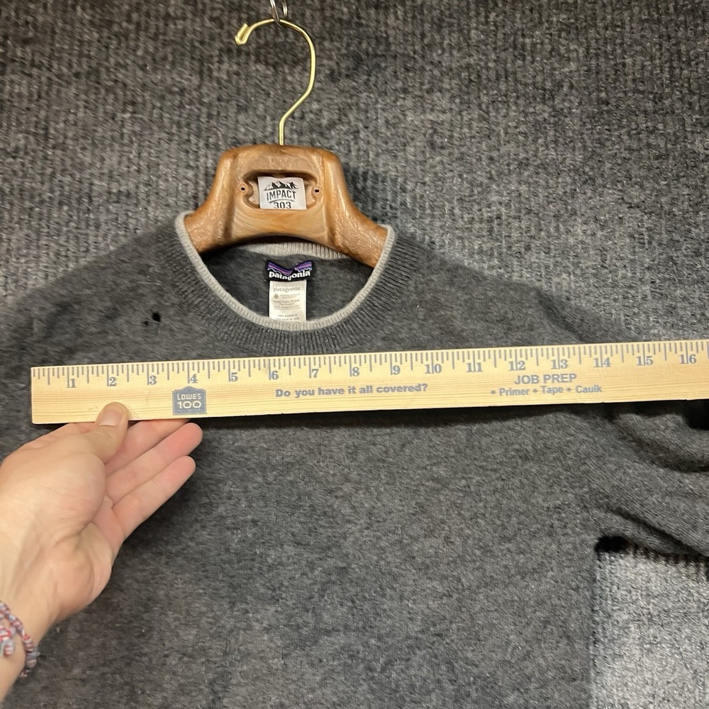 Patagonia Women's Cashmere Pullover Sweater Gray‎ Size Small Outdoor Gorpcore - Picture 8 of 9